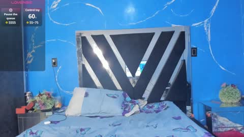 Snapshot of cataleya19__ chatting on 12.17.24 cataleya19__ online show from 12.17.24