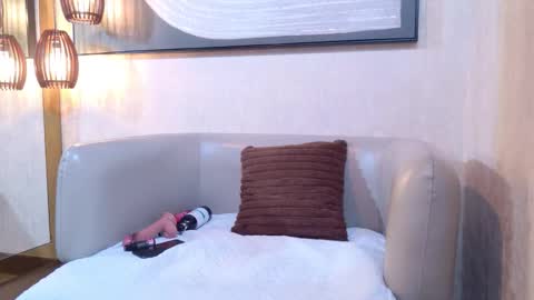 cataleya1_sm online show from 11.10.25