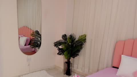   online show from 01.06.25