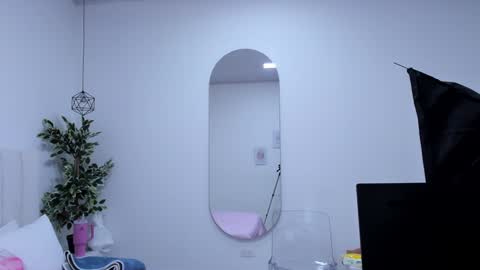   online show from 01.22.25