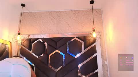 Cataleya online show from 11.25.25