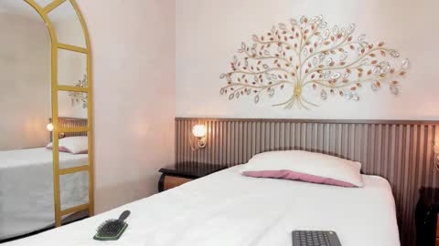 Cataleya  online show from 10.08.25