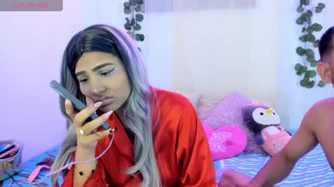 Cata y Roger online show from 10.25.25