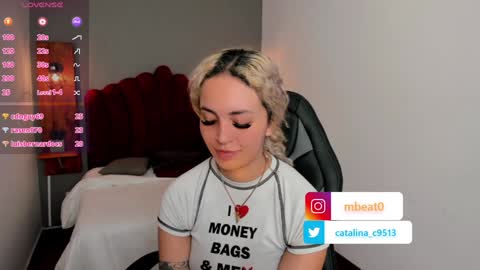 Snapshot of catalina_clark chatting on 01.10.25 Catalina online show from 01.10.25