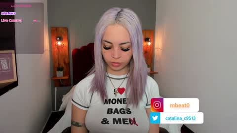 Snapshot of catalina_clark chatting on 02.01.25 Catalina online show from 02.01.25