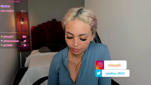 Snapshot of catalina_clark chatting on 02.11.25 Catalina online show from 02.11.25