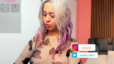 Snapshot of catalina_clark chatting on 09.18.25 Catalina online show from 09.18.25