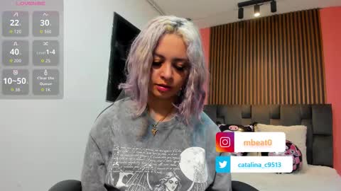 Snapshot of catalina_clark chatting on 10.29.25 Catalina online show from 10.29.25