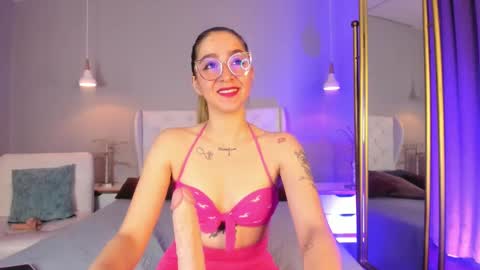 Snapshot of catalina_erotic chatting on 03.01.25 Catalina online show from 03.01.25