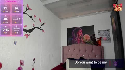 Snapshot of catalinahot2023 chatting on 12.05.24 Catalina online show from 12.05.24