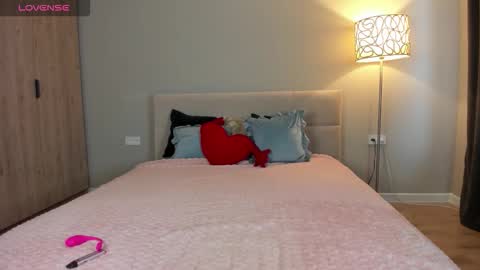 Snapshot of catanadick chatting on 12.04.25 Pat online show from 12.04.25