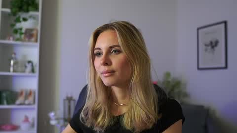 Snapshot of catecrago_ chatting on 02.10.25 catecrago online show from 02.10.25