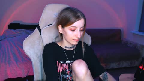 Snapshot of cath_dysphoria_ chatting on 01.20.25 CATH online show from 01.20.25