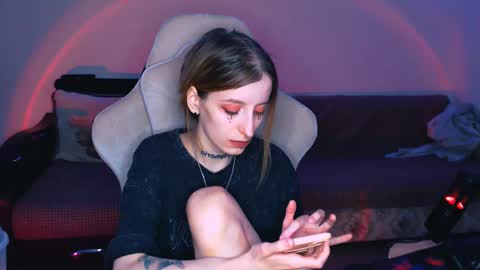 Snapshot of cath_dysphoria_ chatting on 02.19.25 CATH online show from 02.19.25