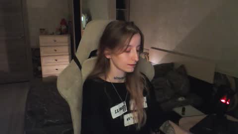 Snapshot of cath_dysphoria_ chatting on 10.15.25 CATH online show from 10.15.25