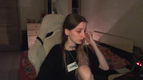 Snapshot of cath_dysphoria_ chatting on 10.18.25 CATH online show from 10.18.25