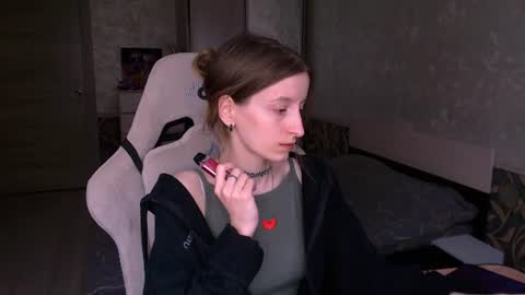 Snapshot of cath_dysphoria_ chatting on 06.17.26 CATH online show from 06.17.26