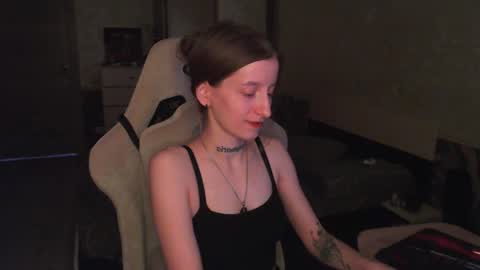 Snapshot of cath_dysphoria_ chatting on 06.22.26 CATH online show from 06.22.26