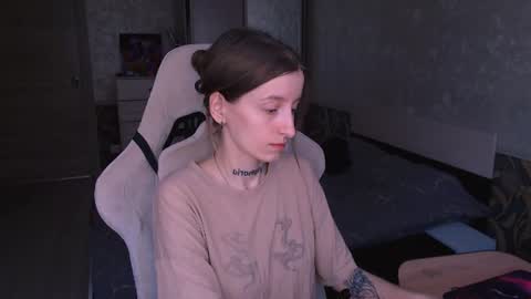 Snapshot of cath_dysphoria_ chatting on 07.06.26 CATH online show from 07.06.26