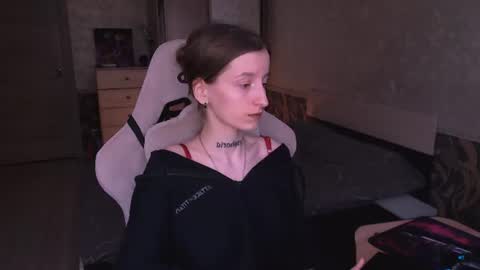 Snapshot of cath_dysphoria_ chatting on 07.10.26 CATH online show from 07.10.26