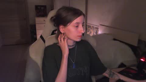 Snapshot of cath_dysphoria_ chatting on 07.18.26 CATH online show from 07.18.26