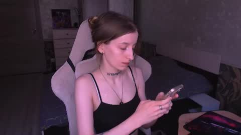 Snapshot of cath_dysphoria_ chatting on 07.19.26 CATH online show from 07.19.26