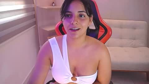 Snapshot of cathaleyasex chatting on 05.15.26 CathaleyaSex online show from 05.15.26