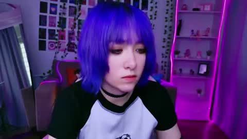 KettieHi My name is Katie I love drawing and I can play the guitar. And  love dancing online show from 06.21.26