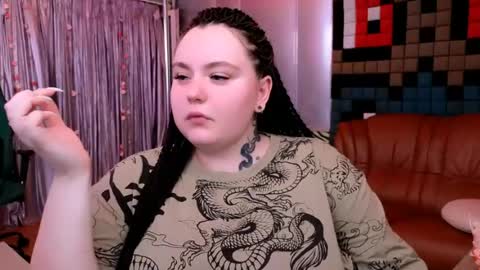 Snapshot of catherineclaire chatting on 06.19.26 catherineclaire online show from 06.19.26