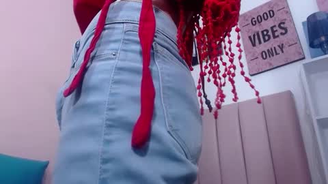 Snapshot of catherinehot707rs chatting on 09.26.25 catherinehot707rs online show from 09.26.25