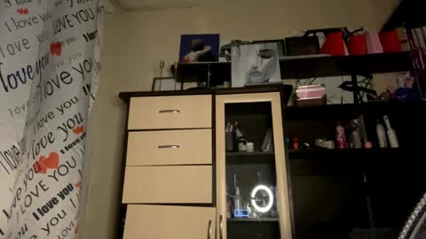 catherinepirs online show from 03.31.26