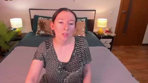 Catrin online show from 05.26.26