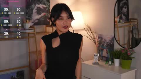 Snapshot of catheryneells chatting on 09.22.25 Lee online show from 09.22.25