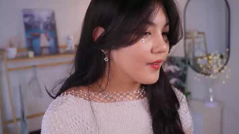 Snapshot of catheryneells chatting on 10.26.25 Lee online show from 10.26.25