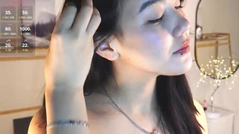 Lee online show from 12.15.25