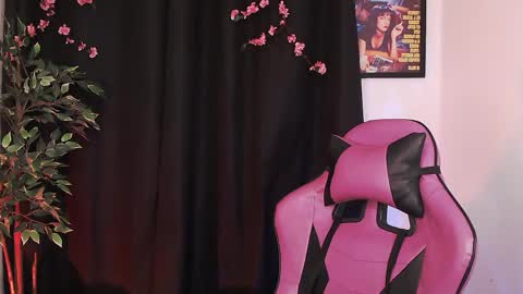 Cati help me reach my goal of 100 thumbs up again 3 online show from 04.06.26