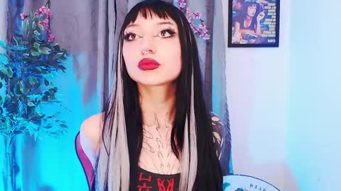 Cati help me reach my goal of 100 thumbs up again 3 online show from 04.11.26