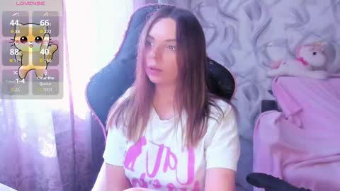 .  .  online show from 10.04.25