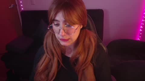 Snapshot of catsito chatting on 09.30.25 im MIA -Independent Model MY OF is catsito3 online show from 09.30.25