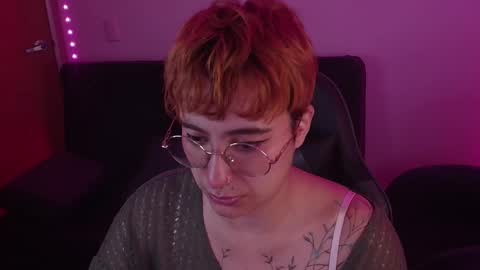 Snapshot of catsito chatting on 10.01.25 im MIA -Independent Model MY OF is catsito3 online show from 10.01.25