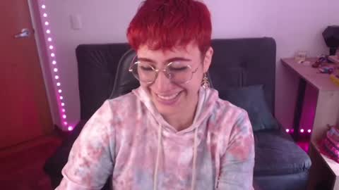 Snapshot of catsito chatting on 10.09.25 im MIA -Independent Model MY OF is catsito3 online show from 10.09.25