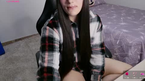 Snapshot of cattleyaangel chatting on 07.13.26 Cattleya online show from 07.13.26