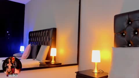 Snapshot of catty_foxx chatting on 01.21.25 online show from 01.21.25