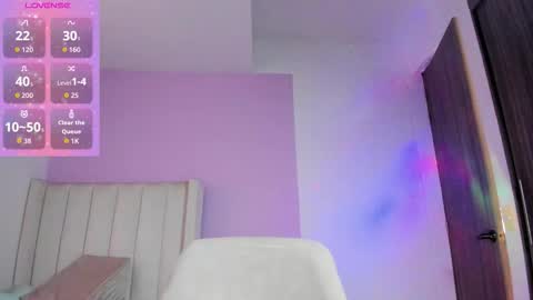 Cay online show from 09.17.25