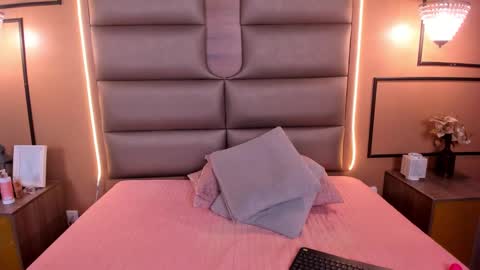 caylincollins online show from 02.27.25