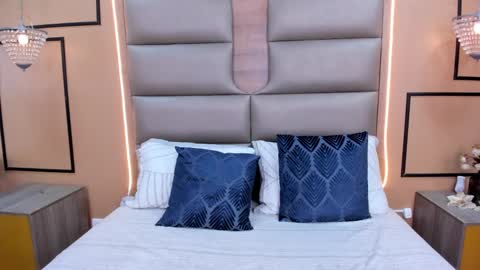 caylincollins online show from 10.07.25