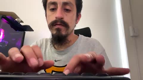 Snapshot of cayu_frensh94 chatting on 03.08.25 cayu_frensh94 online show from 03.08.25