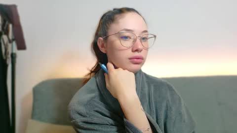 Snapshot of cb_ivanna chatting on 05.04.26 Ivanna online show from 05.04.26