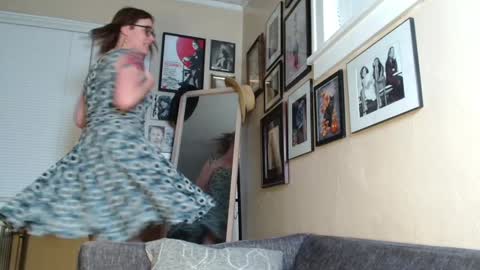 Snapshot of cecilysaintclaire chatting on 02.08.25 Cecily Saint Claire online show from 02.08.25