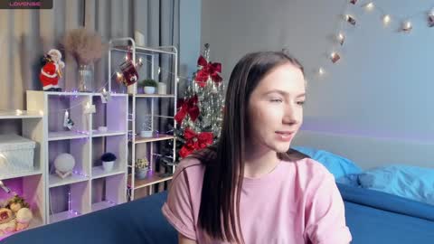 Snapshot of cel1ne_secret chatting on 01.16.25 Josie Manesi online show from 01.16.25